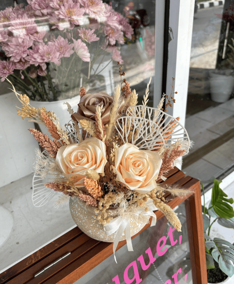 Dried flower vas - petite