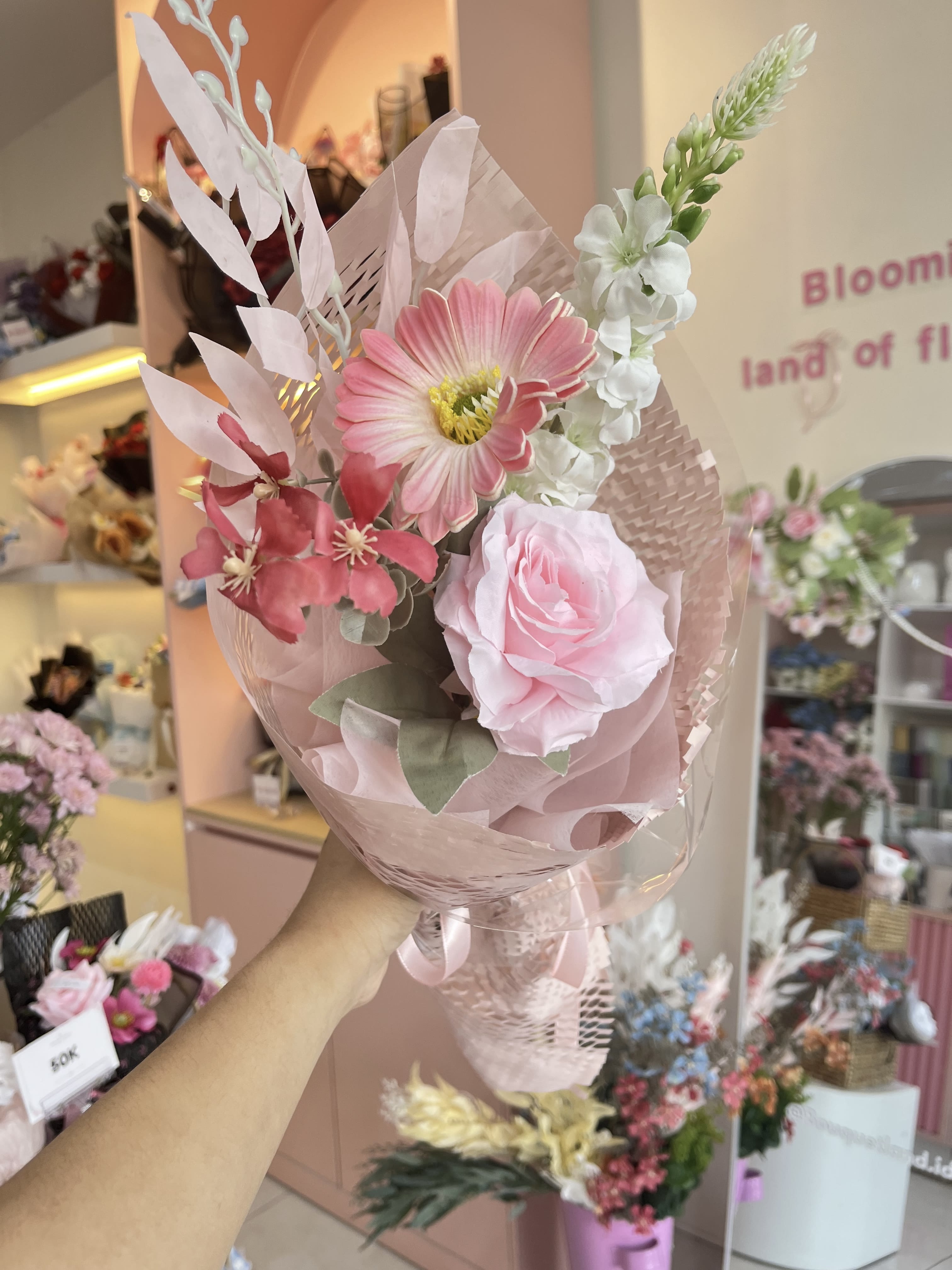Ivy pink