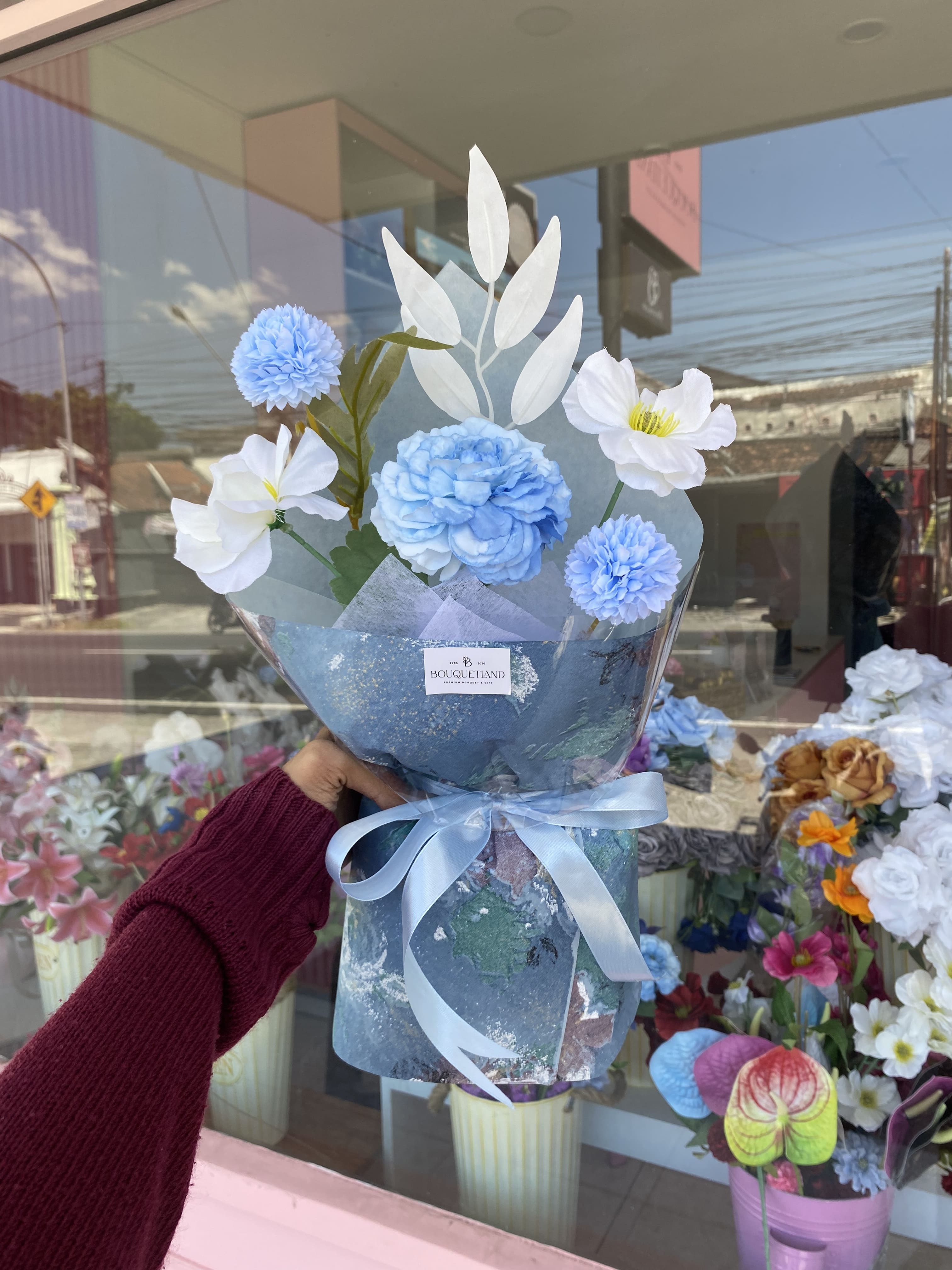Pom petite blue