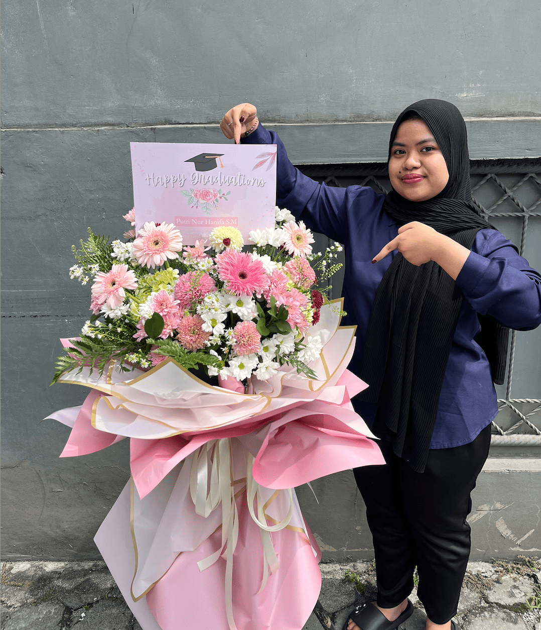 Standing Bloom Fresh Flower