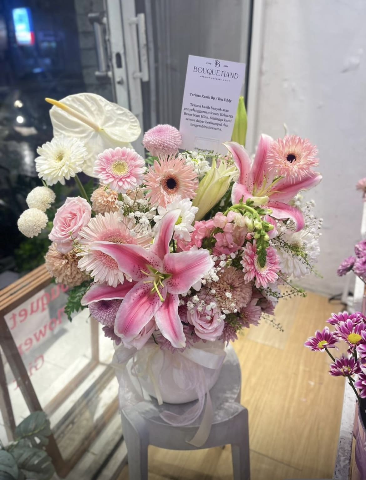 Casablanca Majestic Bloom