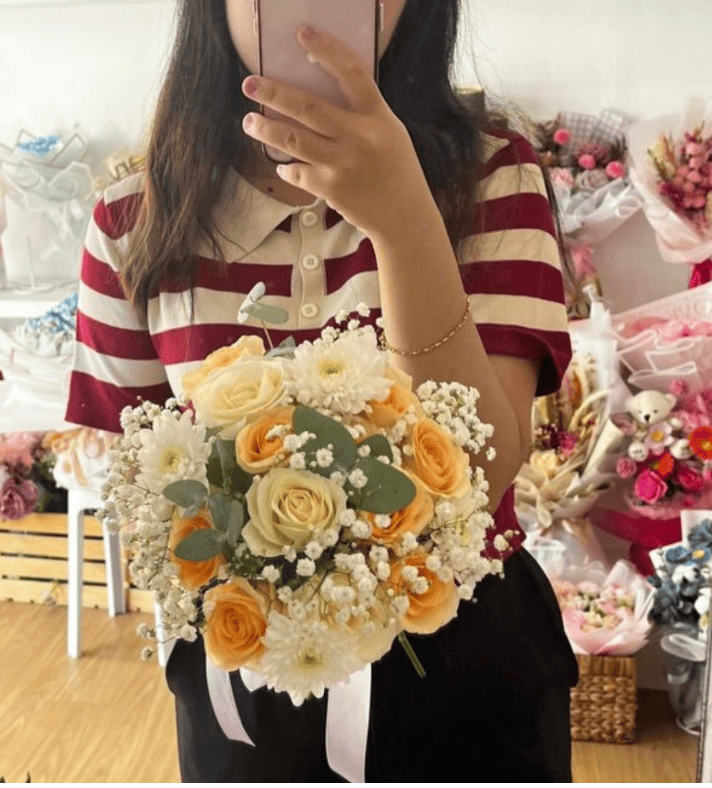 Round Shape Mix Handbouquet